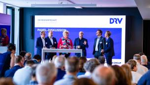 PodiumsdiskussionDistributionDay